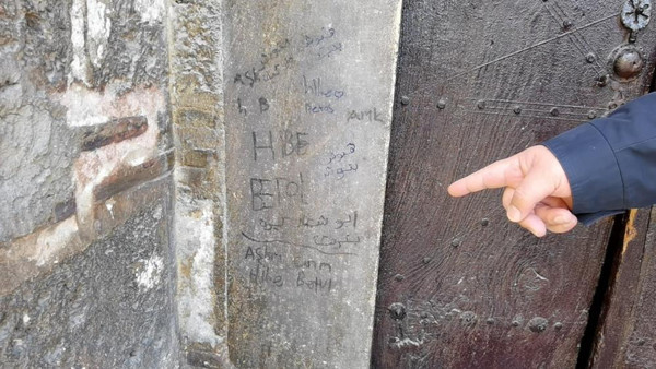 Bursa'da türbeye çirkin saldırı! Nahoş hadiseli olayları gördükleri... - Resim: 0