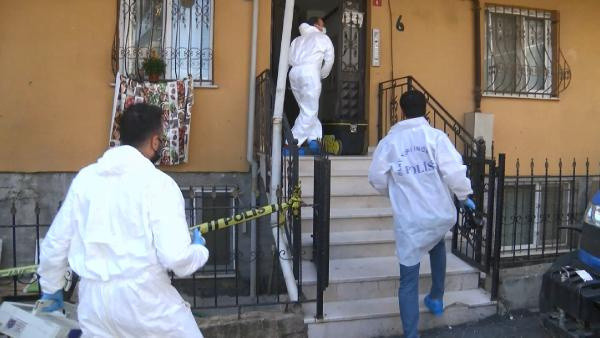 Pendik'te iki kardeş evde ölü bulundu! 'Kolonya zehirledi' iddiası - Resim: 0