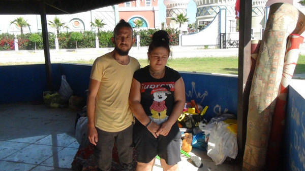 Antalya'da görenler bakıp geçiyor: Ne işiniz var diye soran bile yok - Resim: 0