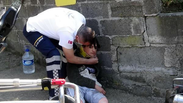 Zonguldak'ta kaza yapan gencin sözleri yürek burktu! Fotoğrafını çıkartıp öptü - Resim: 1