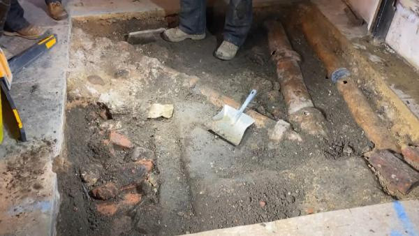 12 kişiyi öldürmüştü! Restoran bodrumunda kazı yapıldı: 53 yıl sonra... - Resim: 0