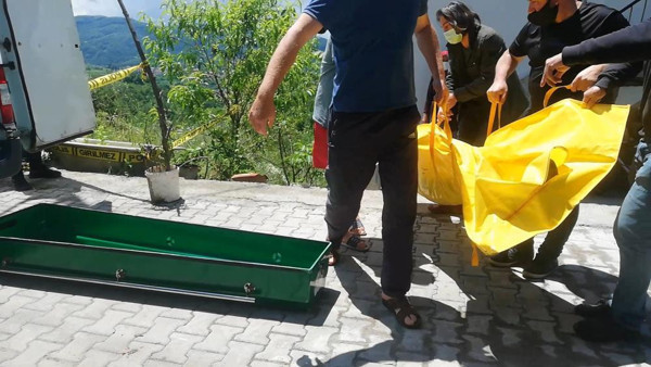 Zonguldak'ta sesi duyan sokağa indi! Kanlar içerisinde bulundu - Resim: 0