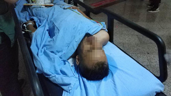 Samsun'da karnından bıçaklandı bağırsakları dışarı çıktı! İç çamaşırına bakın ne saklamış - Resim: 0