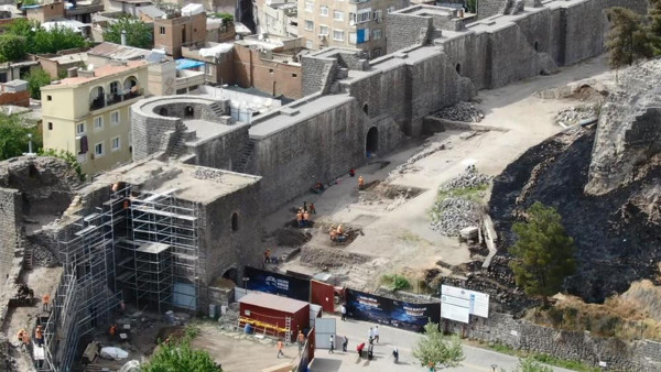 Diyarbakır'da kazılarda ortaya çıktı! Osmanlı dönemine ait 750 tane bulundu - Resim: 0