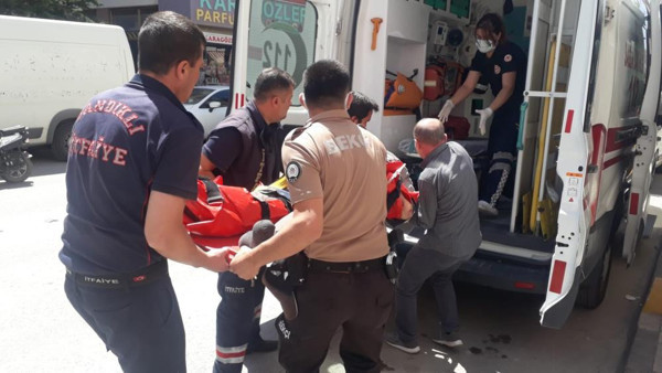 Afyonkarahisar'da asansör halatı kopunca olanlar oldu! 2 kişi çakıldı - Resim: 0