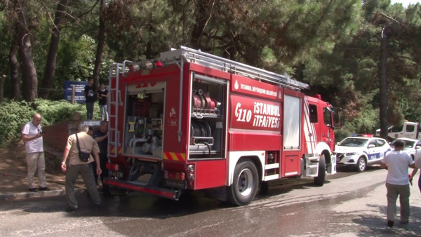 İstanbul Kartal'da orman yangını çıktı: İki kişilerdi yukarı doğru... - Resim: 0