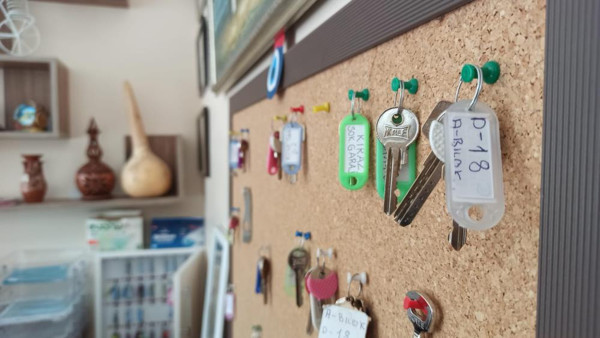 Eskişehir'de 63 dairesi olan adam isyan etti: En az 6 bin lira çöpe atıyorsun - Resim: 1