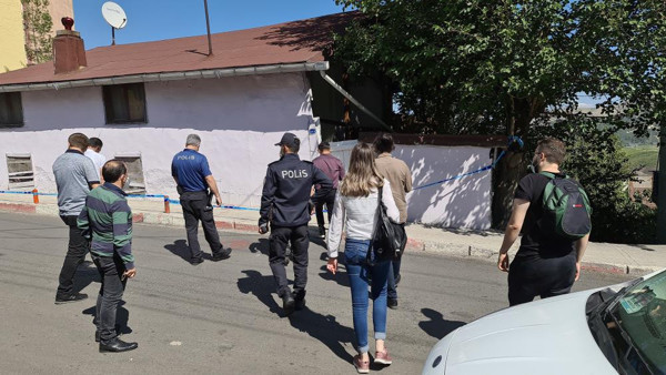 Karabük'te kediler miyavlayınca şüphelendi! Eve girince dünyası başına yıkıldı - Resim: 0