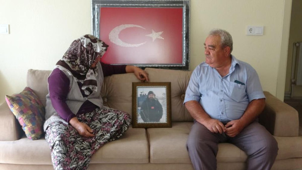 Uşak şehidinin kanı yerde kalmadı: Yatıyoruz, kalkıyoruz aklımıza geliyor - Resim: 1