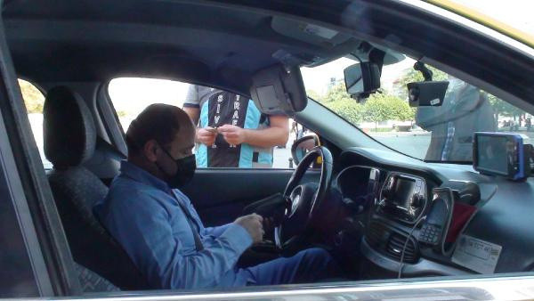 İstanbul'da taksici uzak mesafeyi bahane etti! Ceza yemekten kurtulamadı - Resim: 0