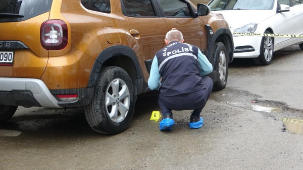 Trabzon'da kavgayı ayırmak istedi! Kanlar içinde kaldı: Acı haber geldi - Resim: 1