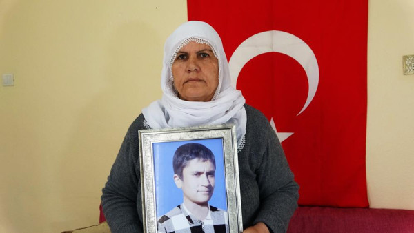 Muş'ta 'Allah HDP’yi kahretsin' deyip seslendi: Sesimi duyuyorsan... - Resim: 0