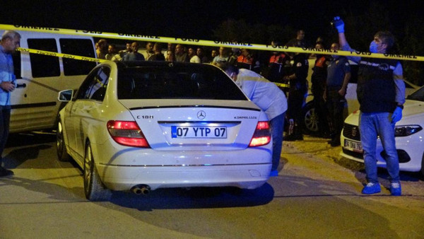 Antalya'da sosyal medya paylaşımları sonu oldu! Yakınları sinir krizi geçirdi - Resim: 2