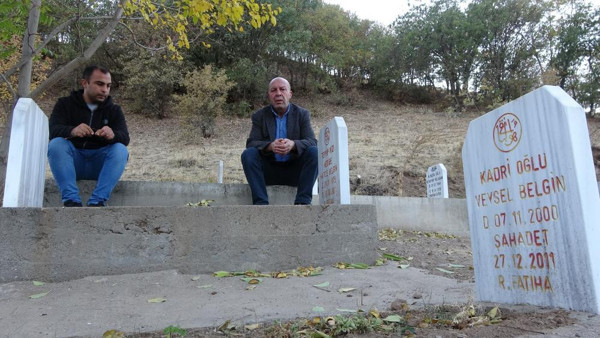 Bingöl'de canlı bombanın üzerine atlayıp faciayı önledi! Bugün yaşamış olsaydı... - Resim: 0