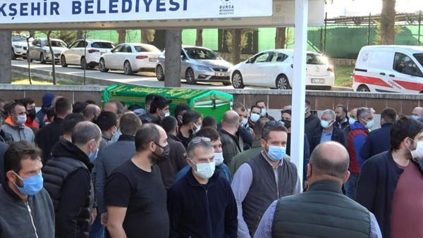 Bursa'da sosyal medyaya inandı hayatını kaybetti: Ceset gibi oluyorsunuz - Resim: 0