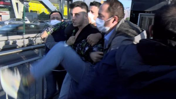 Metrobüs duraklarında dilenci operasyonu - Resim: 1