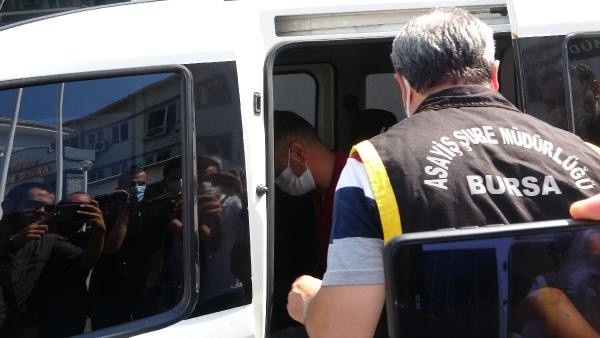 Bursa'da cinler için eşini öldürdü! İtirafı şok etti pes dedirtti: Kapıyı açsın diye... - Resim: 1