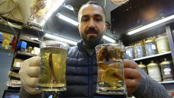 15 TL'ye satılıyor! 21 bitki karışımından yapılıyor: Hatay'da talep patladı - Resim: 0