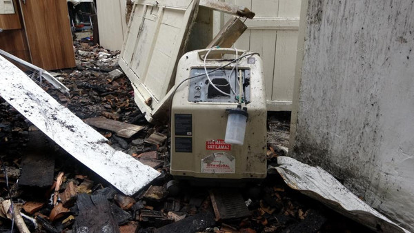 Osmaniye'de her şey bir anda oldu! Ev tamamen küle döndü: Hiçbir şeyimiz kalmadı - Resim: 0