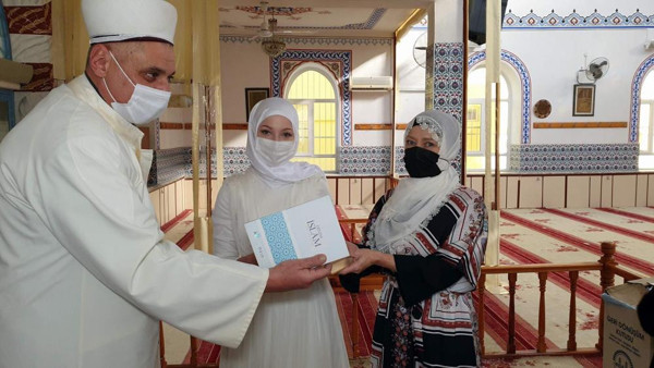 Fransız anne ve kızı komşularından etkilenip Müslüman oldu: Hayatım boyunca... - Resim: 1