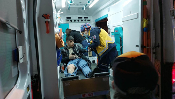 Samsun'da berberde tıraş olmak için beklerken kanlar içinde kaldı - Resim: 0