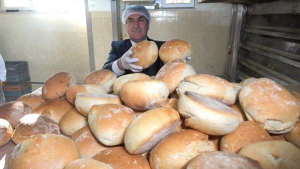 Kapı kapı ücretsiz dağıtıyorlar! Bursa'da 630 yıllık geleneğini yaşatıyorlar - Resim: 0