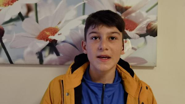 Bursa'da kar topuyla oynarken bir anda yüzü kanlar içinde kaldı! Kulağında doku kaybı var - Resim: 0