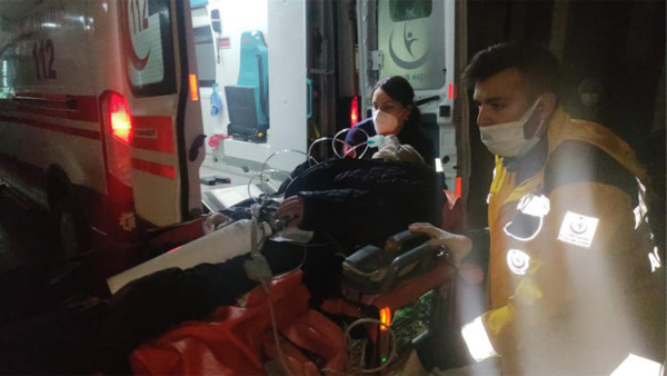 Bursa'da korkunç olay! Tartıştığı babasını 7 defa bıçaklayıp öldürdü: Meğer annesi... - Resim: 0