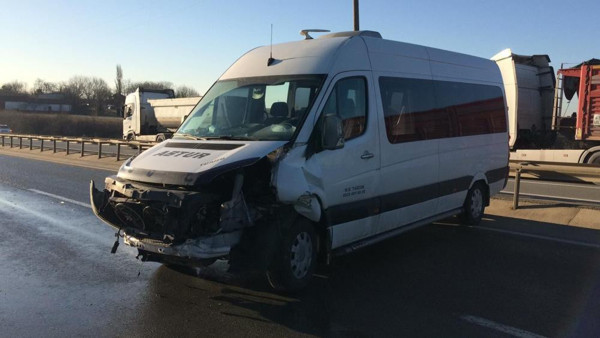 Kırklareli'nde zincirleme kazada can pazarı! Yaralılar var - Resim: 0