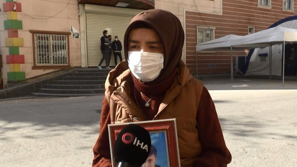 Evlat nöbeti 900'ncü gününde! Kaç çocuk bakın ailelerine geri döndü: HDP’yi burada kapattık ve kalesini yıktık - Resim: 1