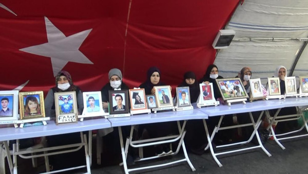 '7 yıldır ondan haber alamıyorum' diyen anne seslendi: Oğlumu HDP’den istiyorum - Resim: 0