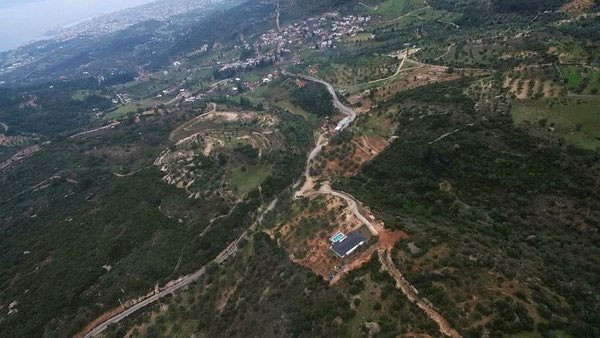 CHP'li Engin Altay zeytinlik araziye villa yaptırdı iddiası inşaat gerekçesi olay oldu Sabah'ın haberi bomba - Resim: 0