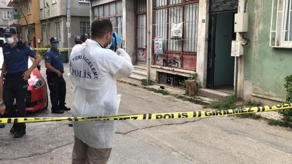 Bursa'da çatıdan balkona girip eşini çocuğunun yanında öldürdü! Savunması pes dedirtti - Resim: 0