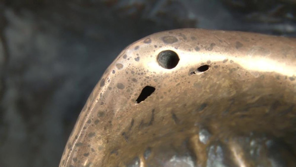 Kadıköy'ün sembolü Boğa Heykeli'nin son halini gören tepki gösterdi: Gelinen nokta üzücü - Resim: 1