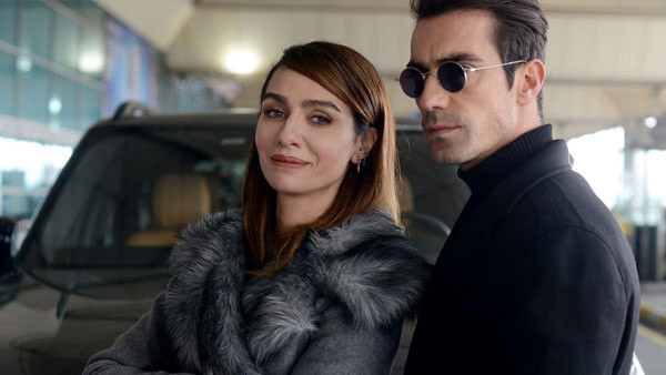 Aşk iddialarıyla gündemlerden düşmemişlerdi! Birce Akalay İbrahim Çelikkol'la çıkan aşk iddialarını ilk kez cevapladı! - Resim: 1