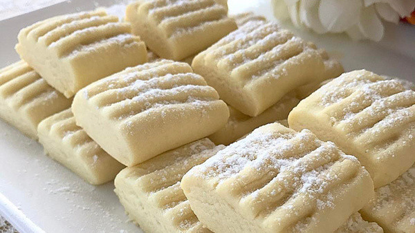 Çayı boş içmeyenlere şipşak hazır un kurabiyesi tarifi! Her yiyen hazır mı diye soruyor - Resim: 0