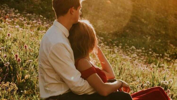 Partnerinizi gerçekten seviyor musunuz, yoksa geçici bir duygu mu? İşte anlamanın yolu... - Resim: 0