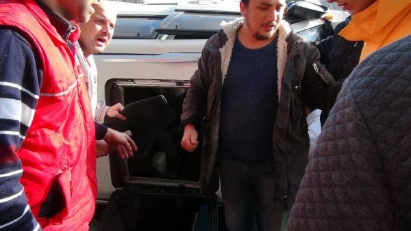 TEM'de trafik durdu 8 araç birbirine girdi! - Resim: 1