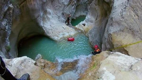 Mersin'deki Uçansu Şelalesi'nin dip noktası görüntülendi - Resim: 3