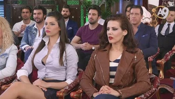 Adnan Oktar'dan kadınlara dekolte tavsiyesi - Resim: 4