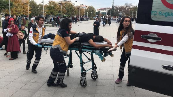 Ayakkabısını boyattı parayı fazla bulunca dehşet saçtı! - Resim: 4