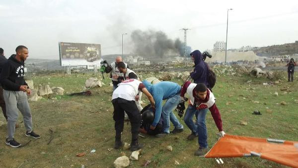 Bir anda yere yığıldı! İsrail askeri gazeteciyi böyle vurdu - Resim: 3