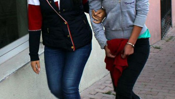 Cinsel organından öyle bir şey çıktı ki...İnanılır gibi değil - Resim: 1