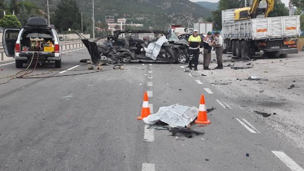 Bilecik'te feci kaza şoför uyudu iddiası ortalığı karıştırdı - Resim: 4