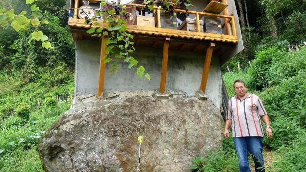 Bu evi görünce sadece Türkiye'de olur diyeceksiniz! - Resim: 3