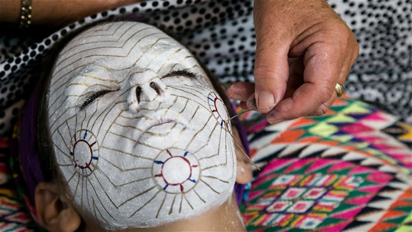 Gelinlerine böyle makyaj yapıyorlar sebebi ise.. - Resim: 3