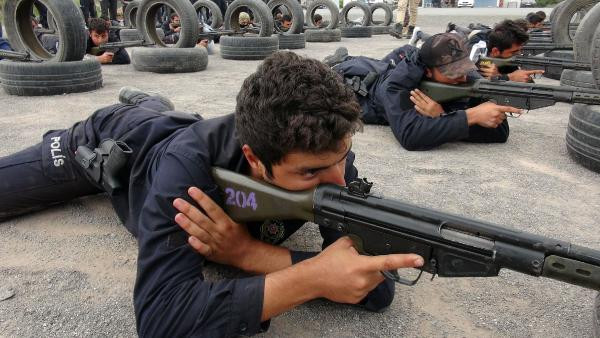 İstanbul'da oldu! 16 bin kişiye komando eğitimi verildi... - Resim: 2