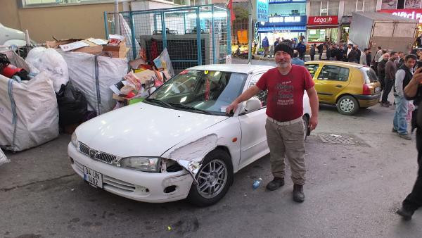 Freni patlayan kamyon araçlara çarpıp kuyumcuya daldı! - Resim: 4