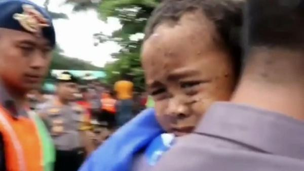 Tsunami felaketinde 12 saat sonra gelen mucize! - Resim: 4