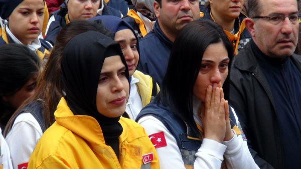 Türkiye Büşra'sına ağlıyor Mehmetçik için... - Resim: 2